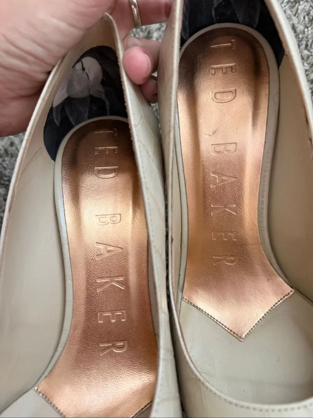 NWT Ted Baker Sz 10 Patent Leather Nude Pink Heels